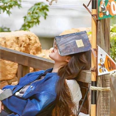 大姐头与小屁孩